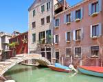 3749 Ponte Chiodo Guest House - Venice